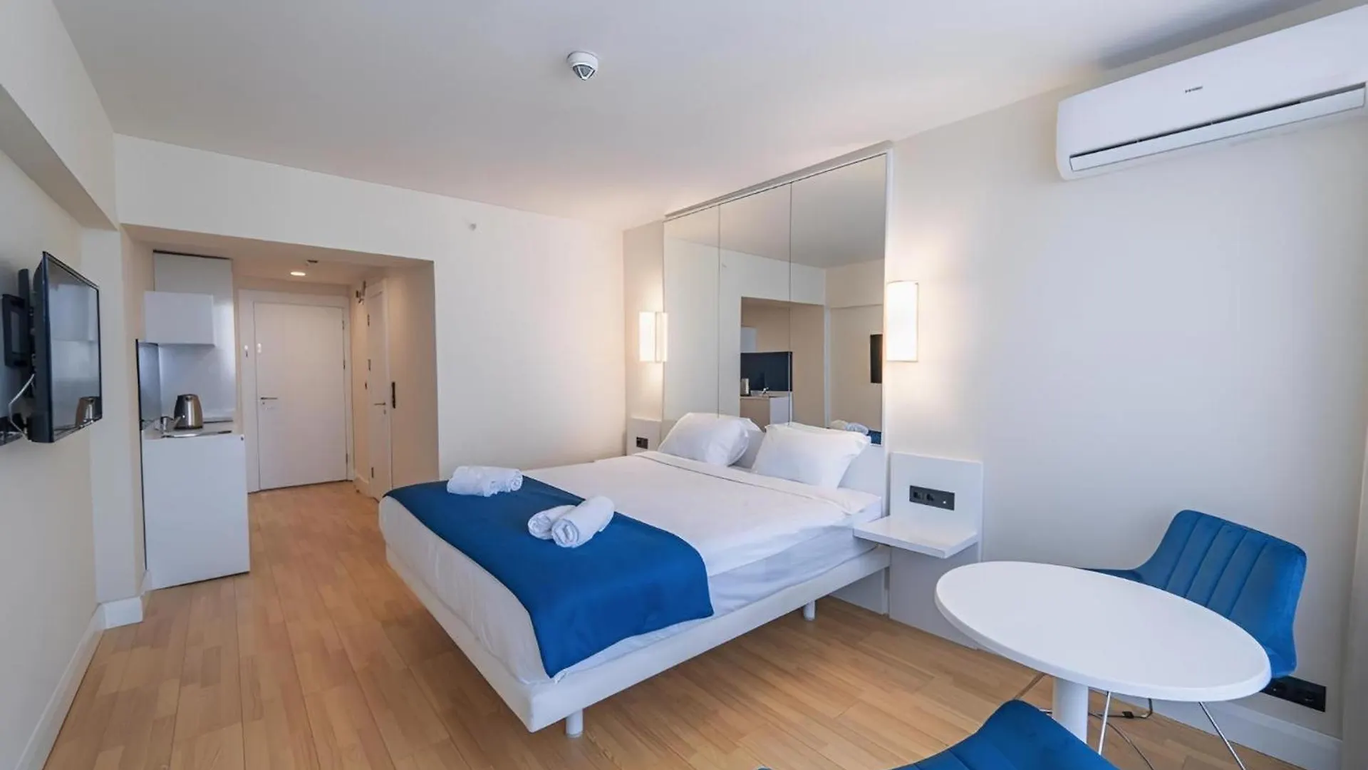 Orbi City 5-Star Hotel In Batumi 0*,  Gruzie